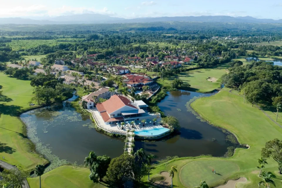 VH Atmosphere Resort & Beach Club